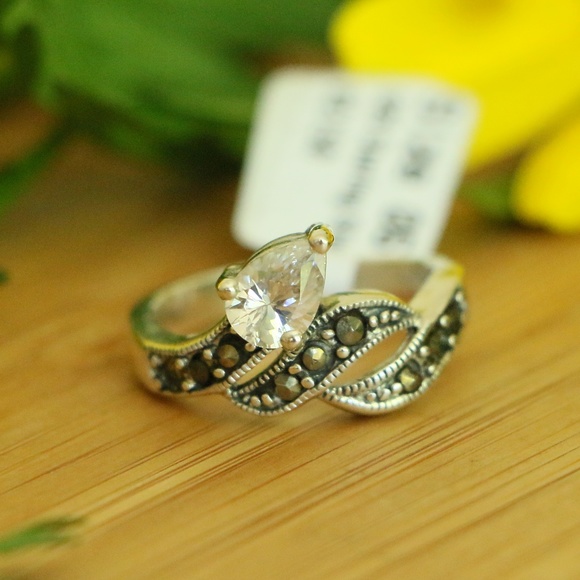 925 sterling silver marcasite clear cubic zirconia - Picture 1 of 7